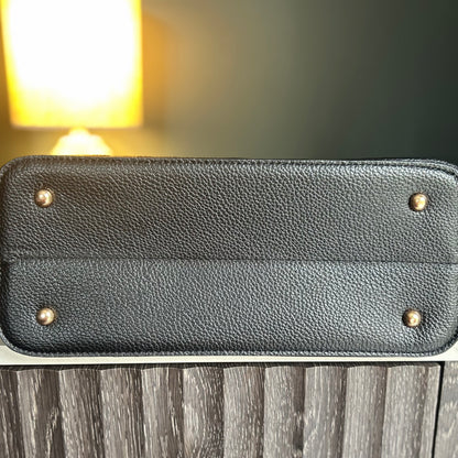 Black "Tote Bag"